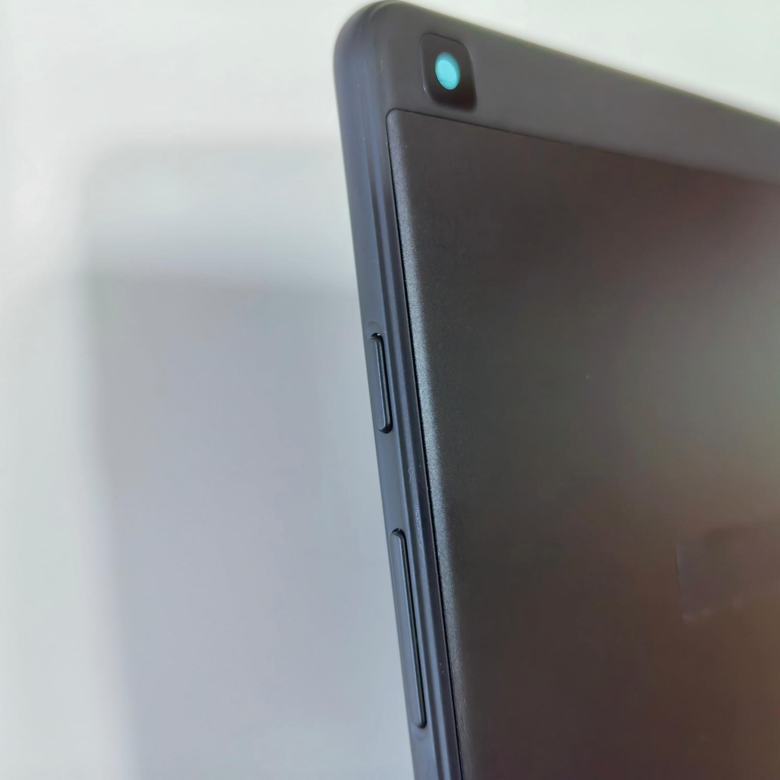 Shell back For Samsung Galaxy  - مراجعة Samsung Tablet With Accessories وسعره